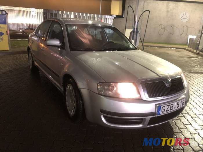 2004' Skoda Superb photo #2
