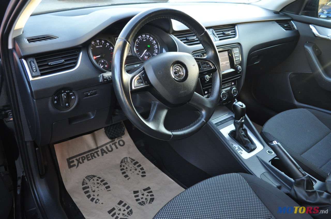 2014' Skoda Octavia photo #6