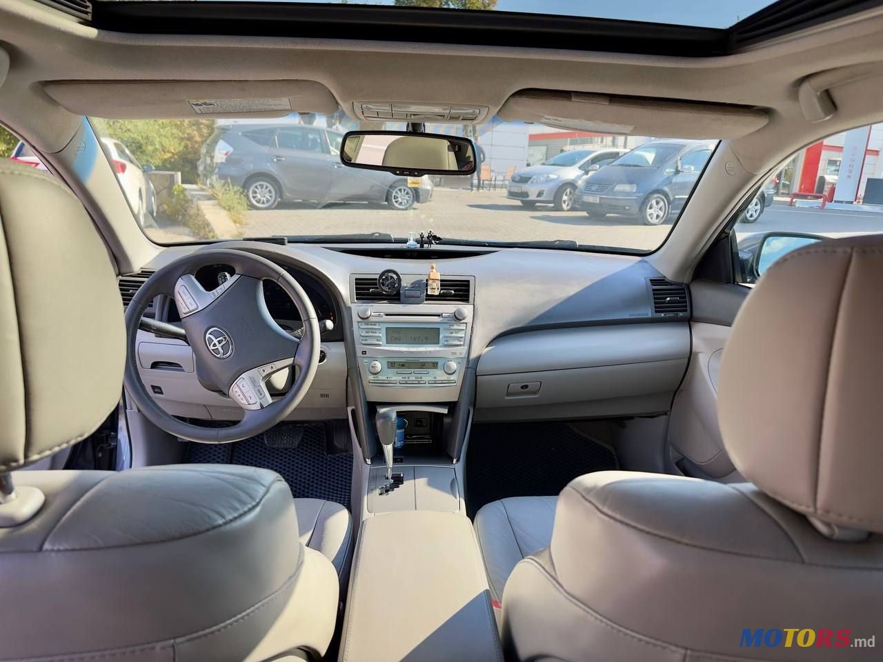 2009' Toyota Camry photo #5