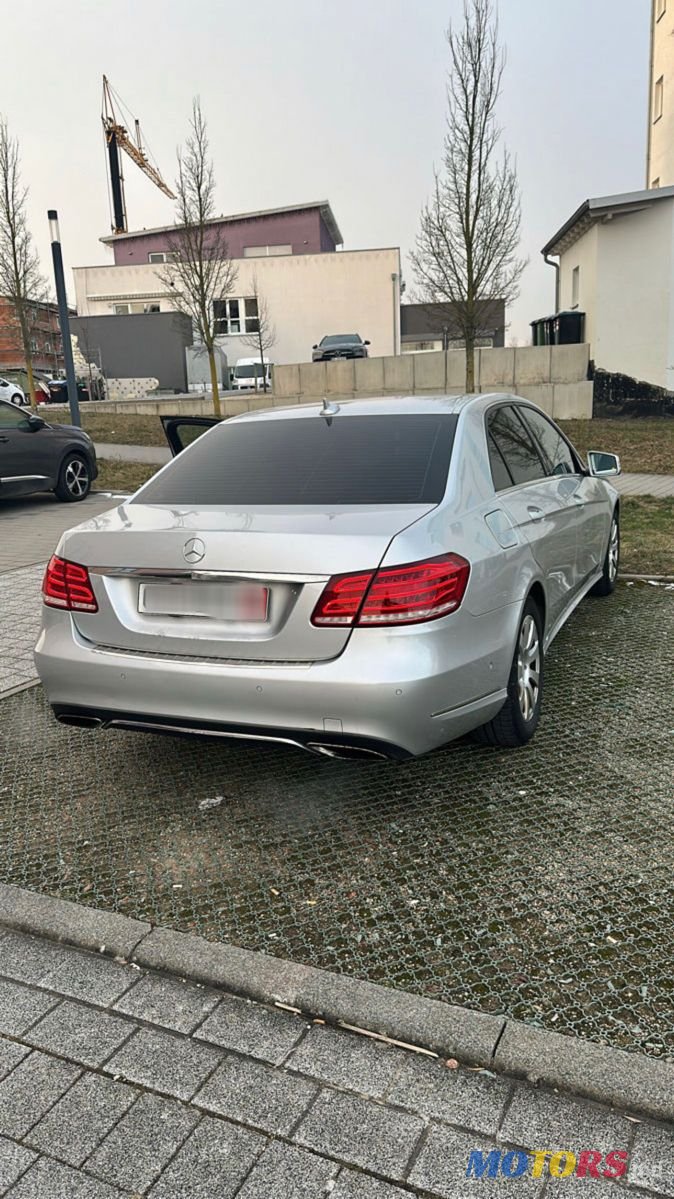 2014' Mercedes-Benz E-Class photo #2