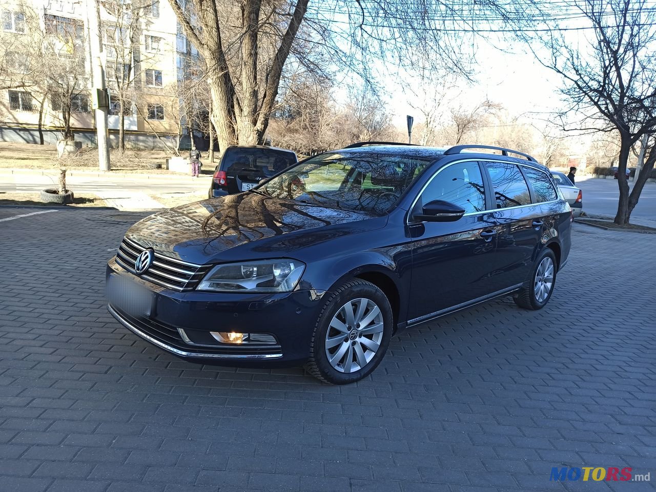 2012' Volkswagen Passat photo #1