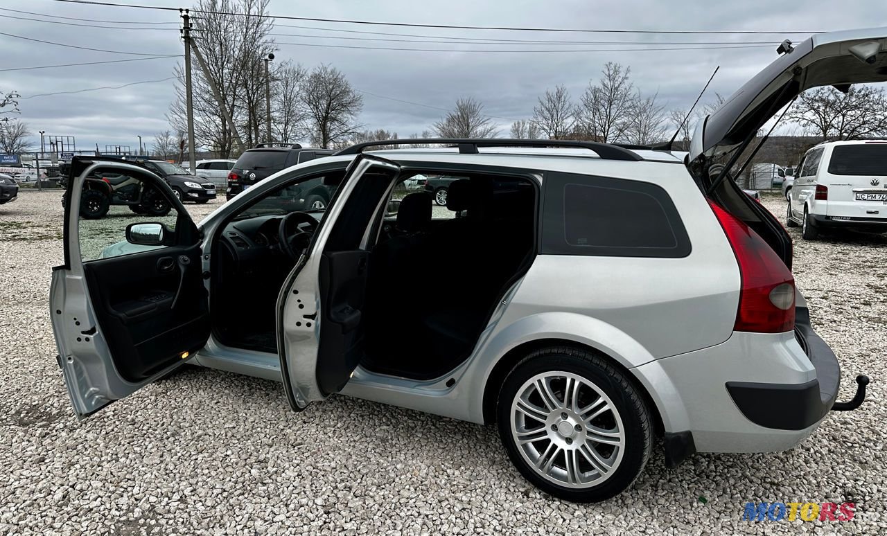 2005' Renault Megane photo #6