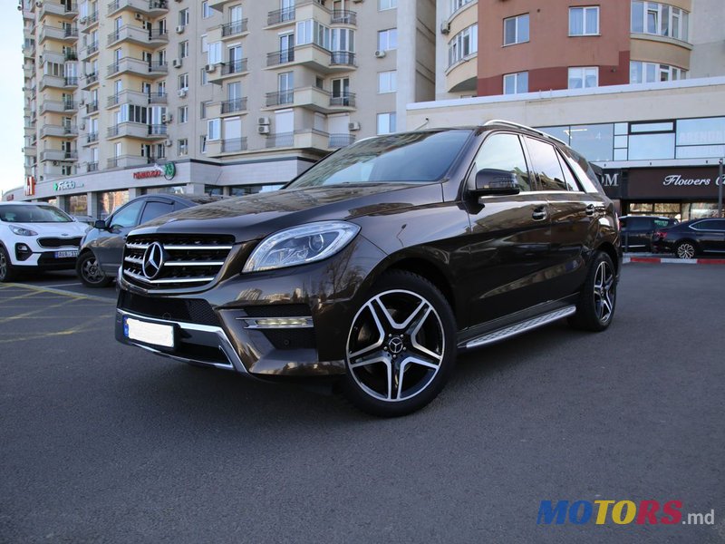 2015' Mercedes-Benz M Класс photo #1