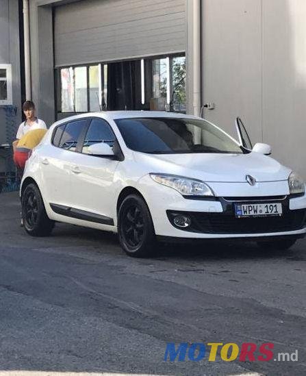 2012' Renault Megane photo #1