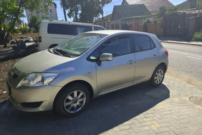 2009' Toyota Auris