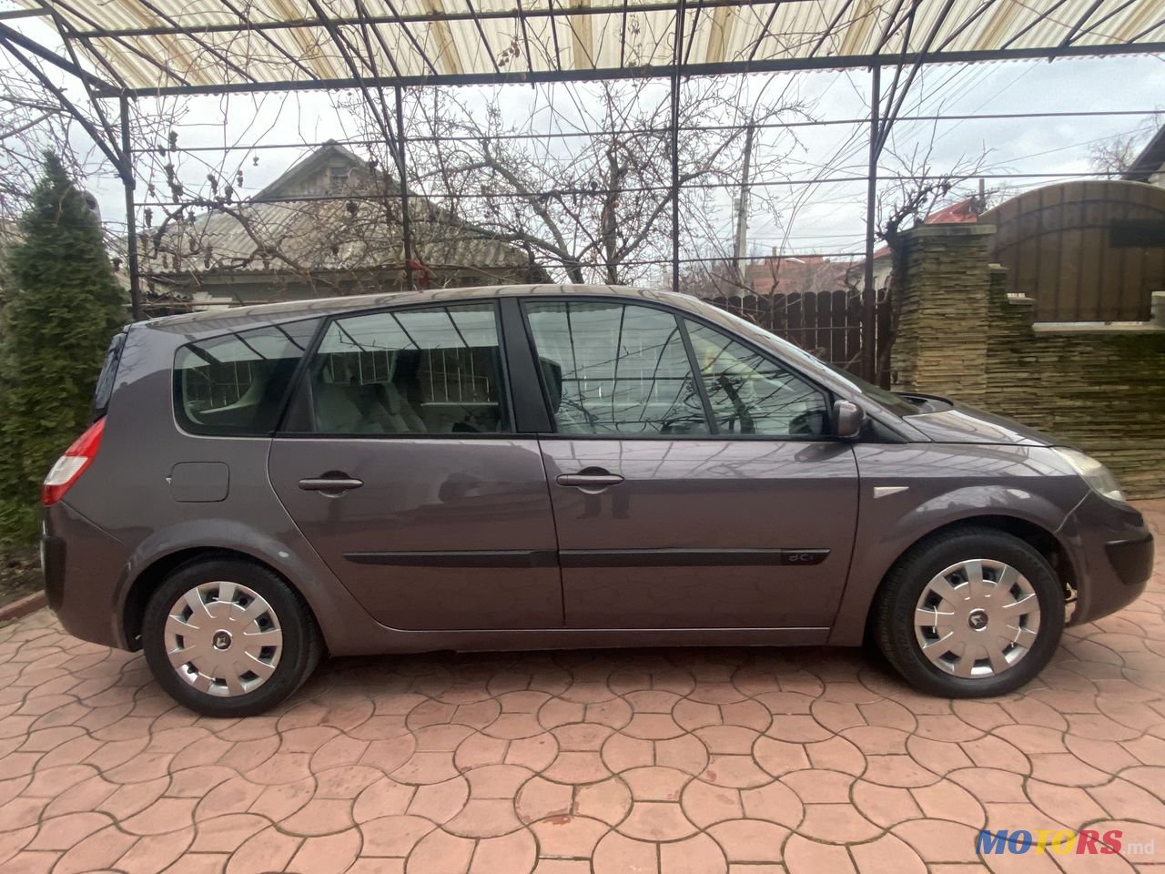 2006' Renault Grand Scenic photo #4