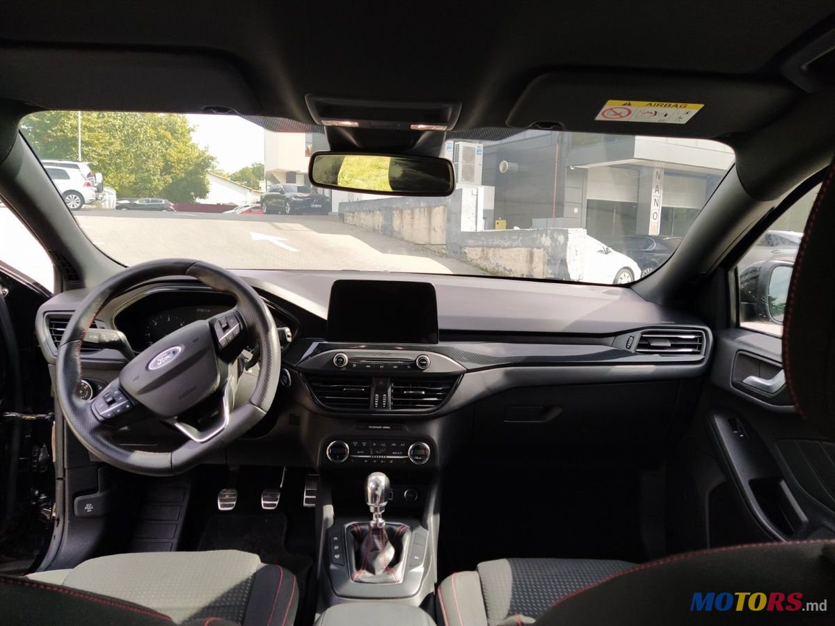 2018' Ford Focus photo #3