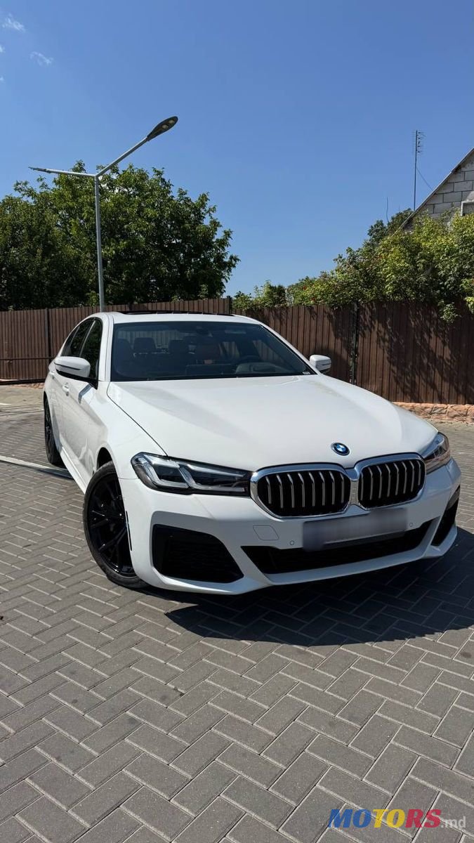 2023' BMW 5 Series photo #1