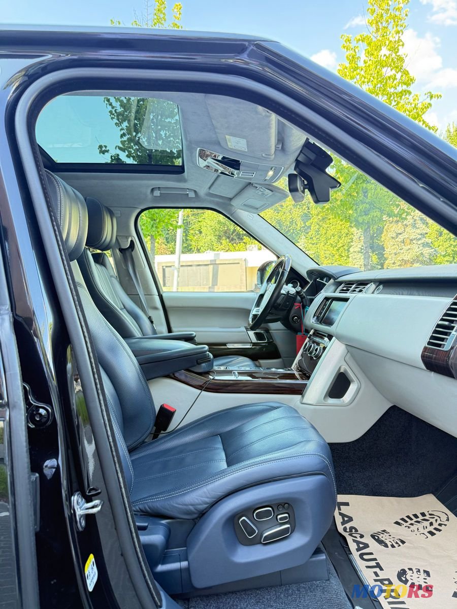2014' Land Rover Range Rover photo #4