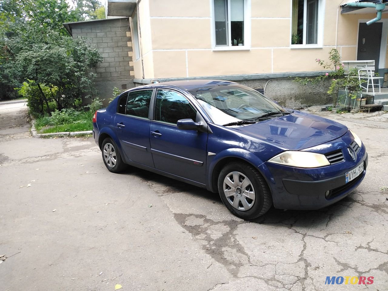 2004' Renault Megane photo #2