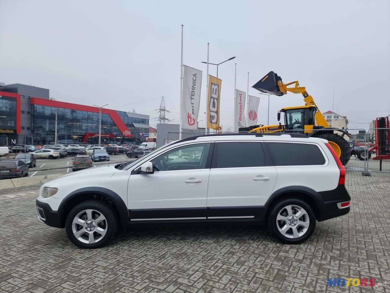 2011' Volvo XC70 photo #5