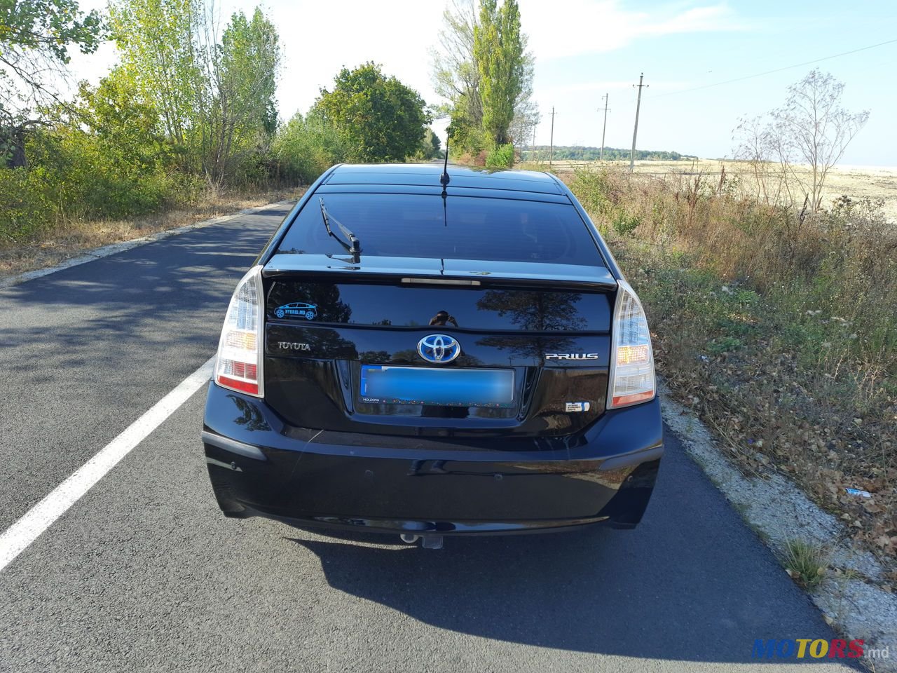 2010' Toyota Prius photo #3