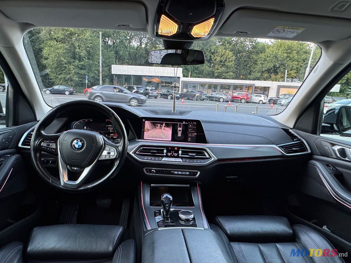 2019' BMW X5 photo #6