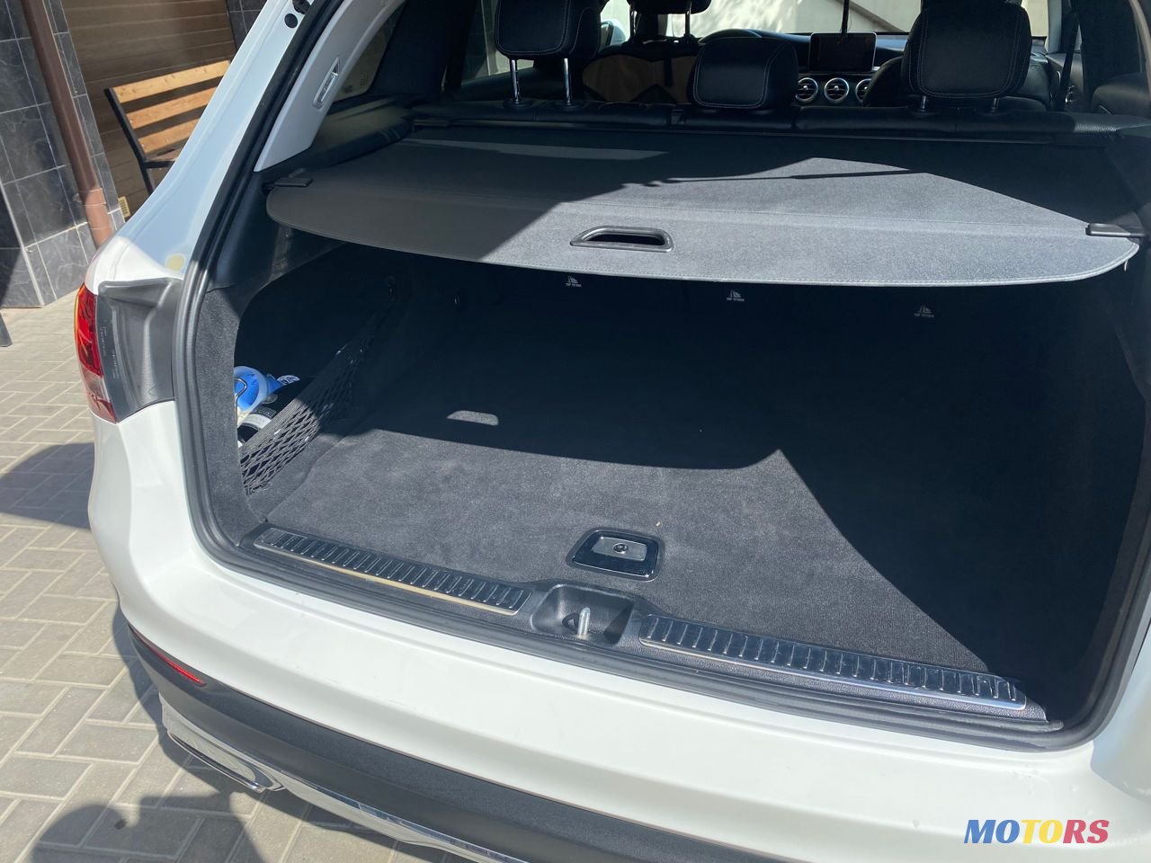 2017' Mercedes-Benz GLC photo #4