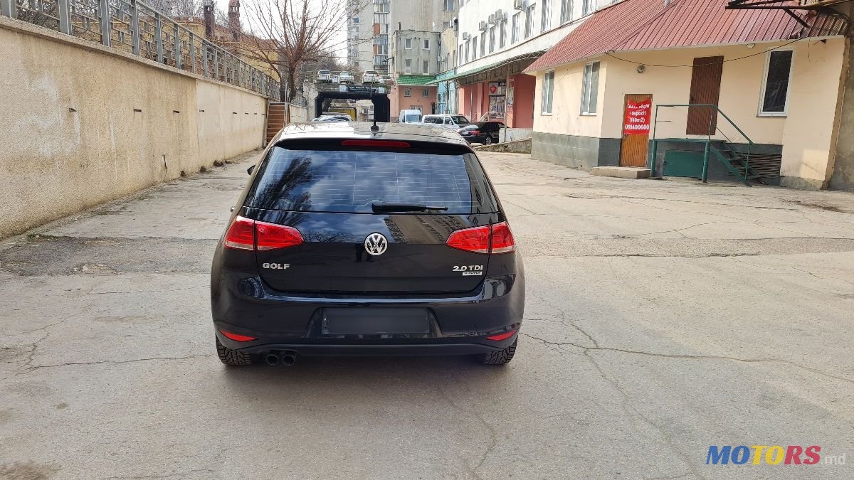 2016' Volkswagen Golf photo #1