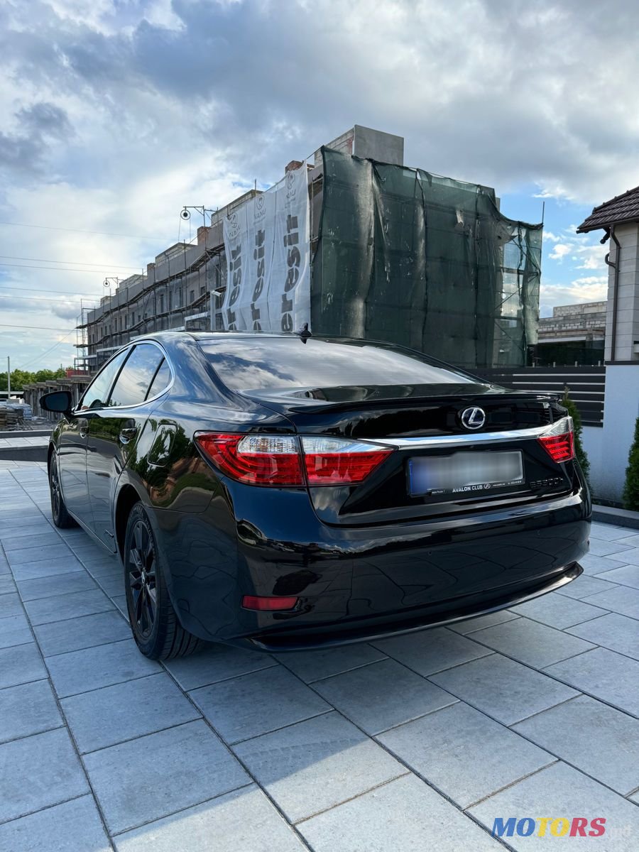 2013' Lexus Es Series photo #4