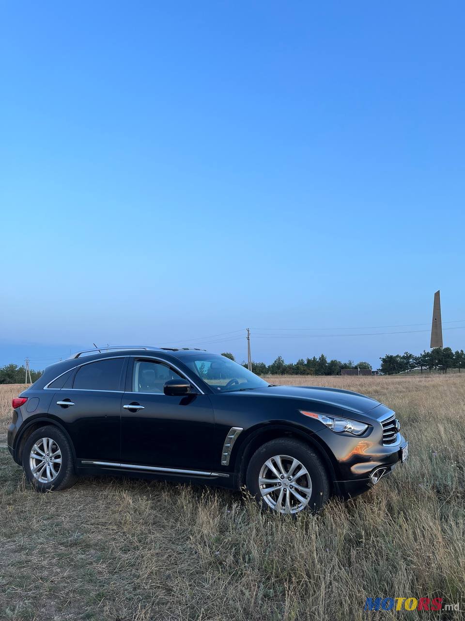 2013' Infiniti FX 35 photo #3