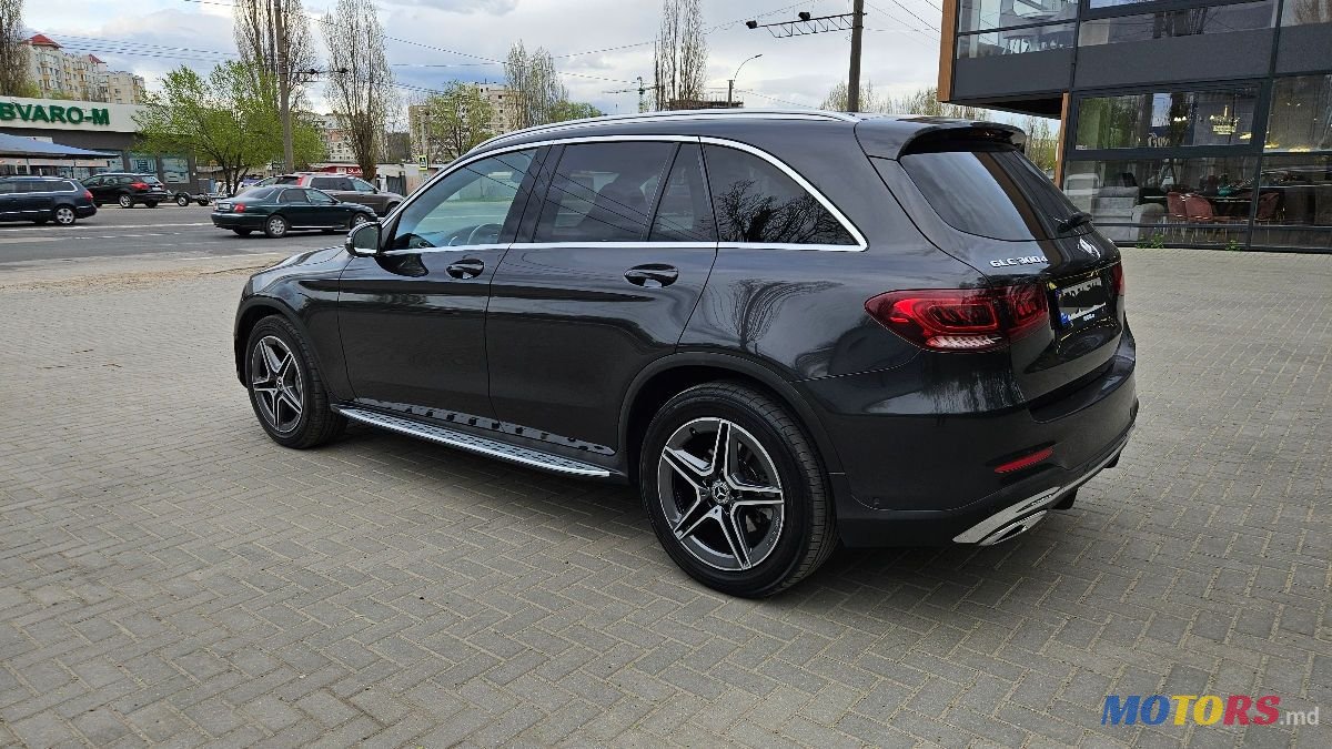 2019' Mercedes-Benz GLC photo #3