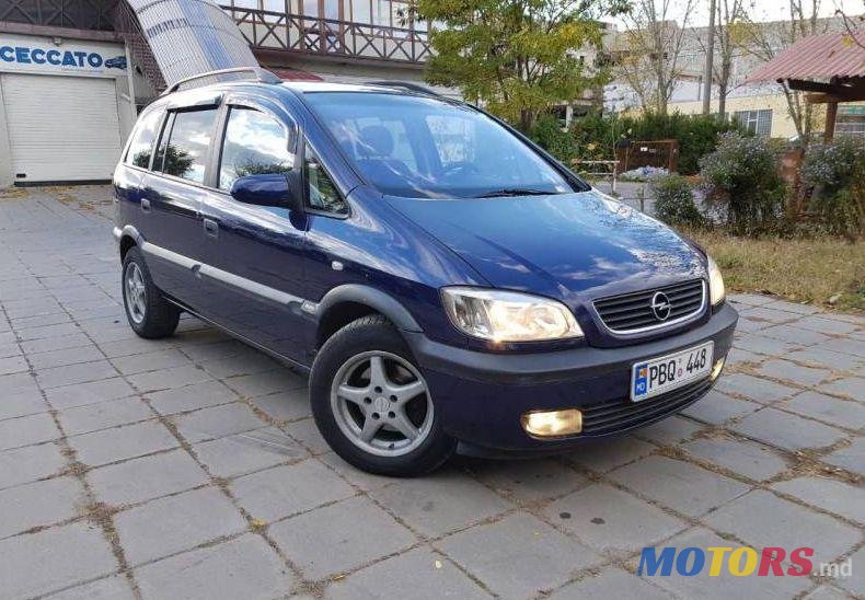 2001' Opel Zafira photo #1