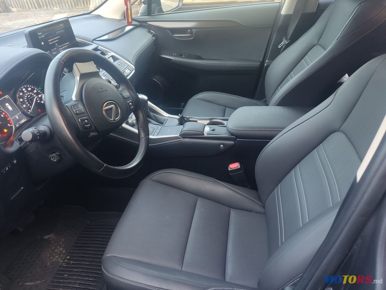 2020' Lexus Nx Series photo #4