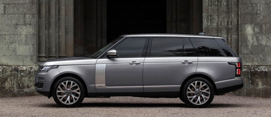 2020 Range Rover adds supercharged and turbocharged inline-six with a 48-volt system