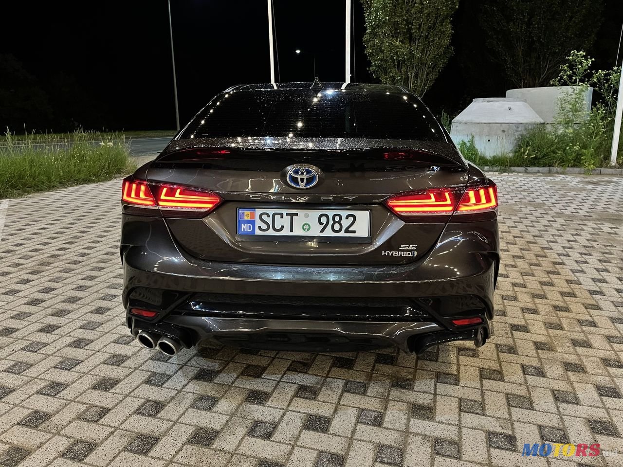 2018' Toyota Camry photo #2