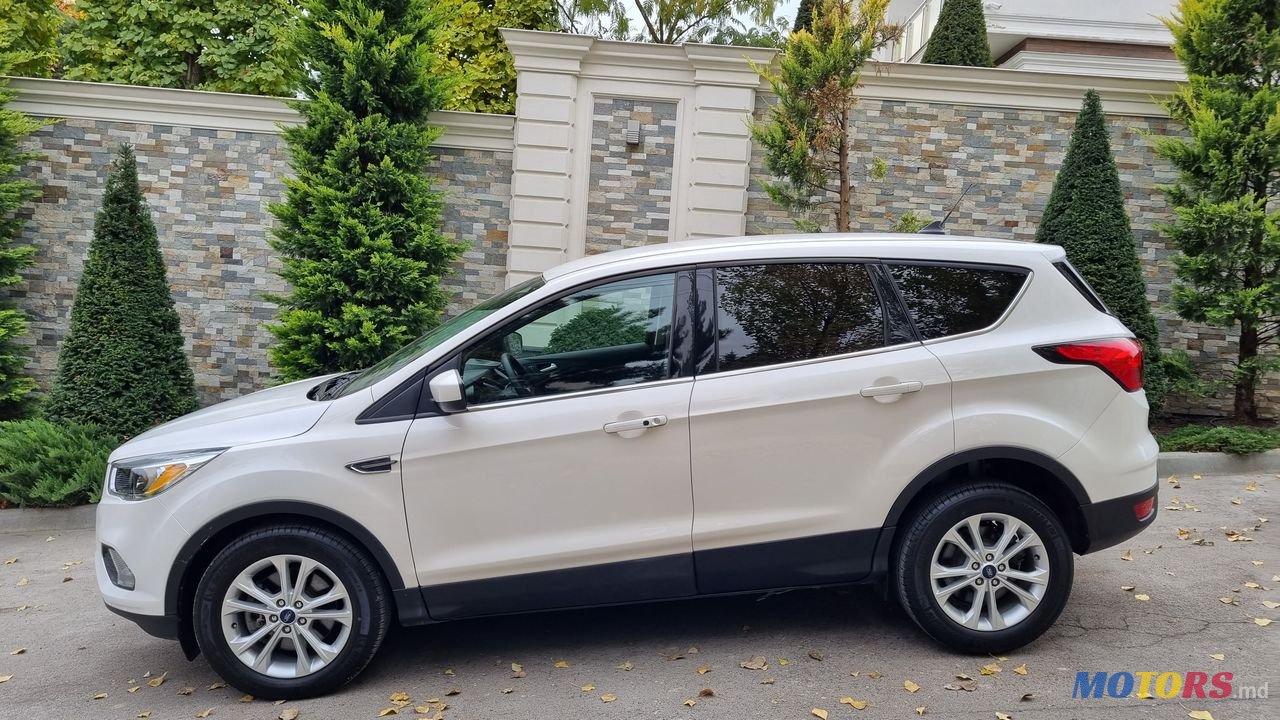 2019' Ford Kuga photo #2