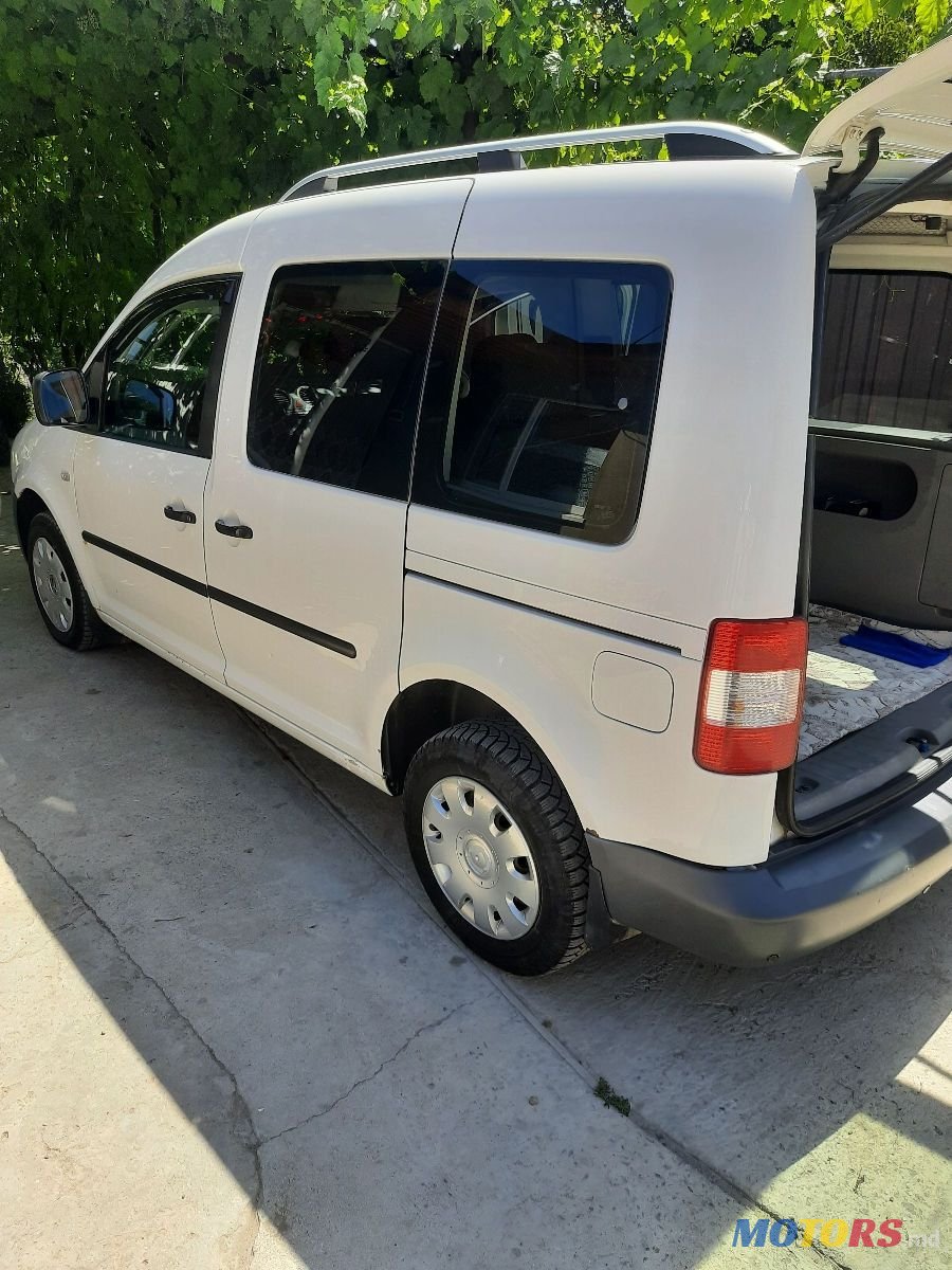2007' Volkswagen Caddy photo #4