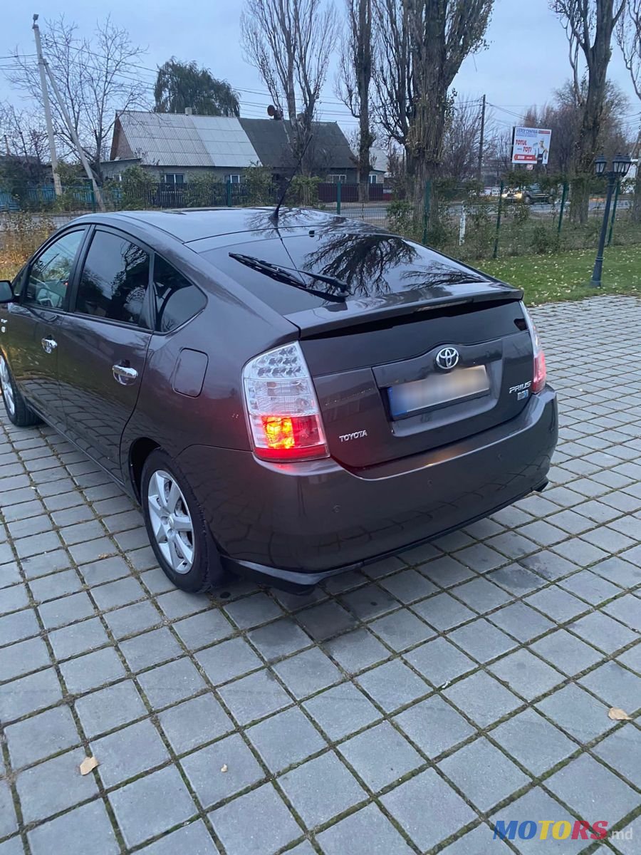 2007' Toyota Prius photo #3