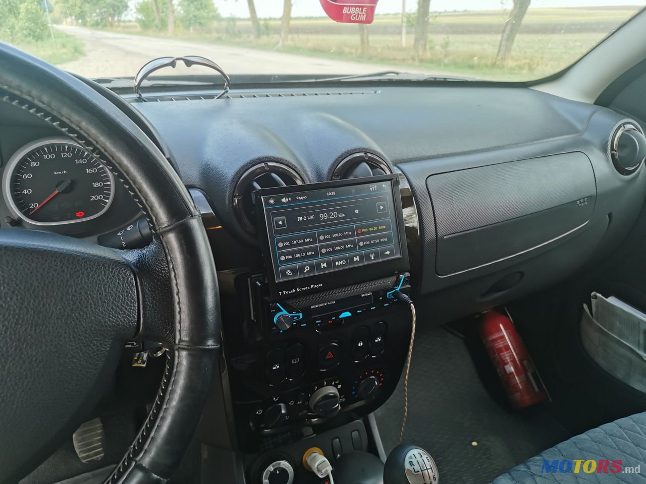 2010' Dacia Duster photo #6