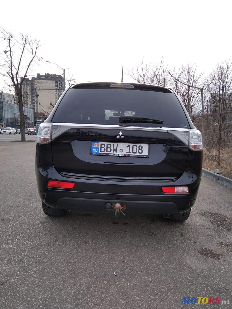 2014' Mitsubishi Outlander photo #2