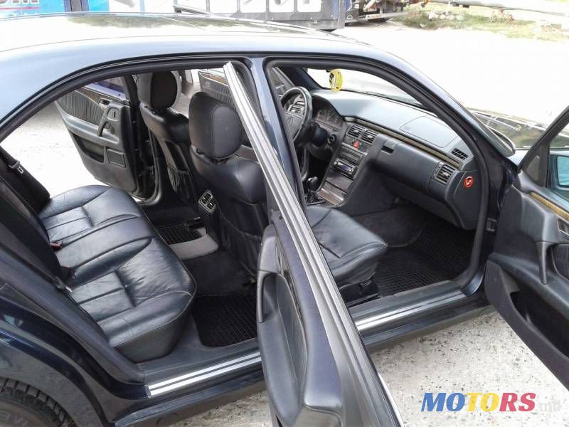 1997' Mercedes-Benz E photo #6