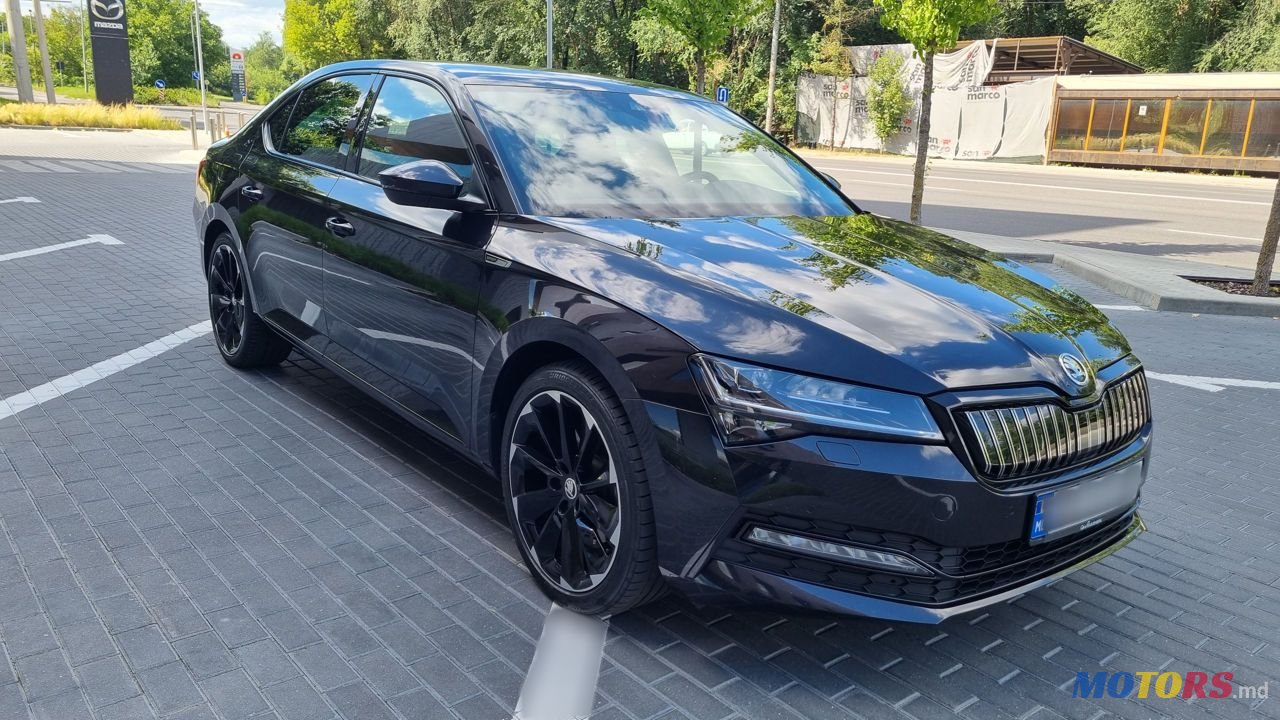 2020' Skoda Superb photo #2