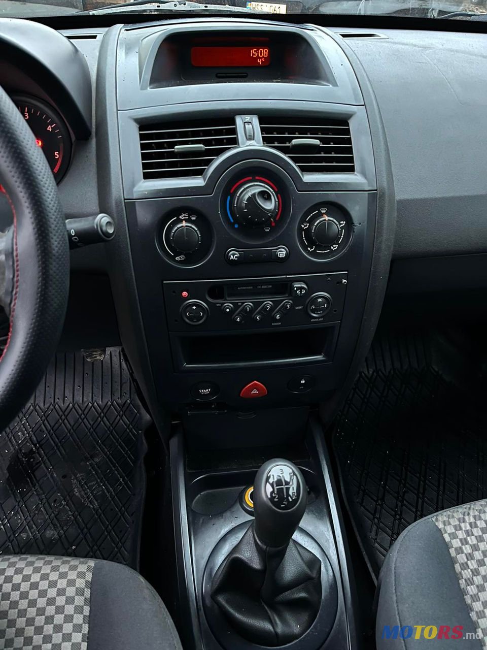 2005' Renault Megane photo #6