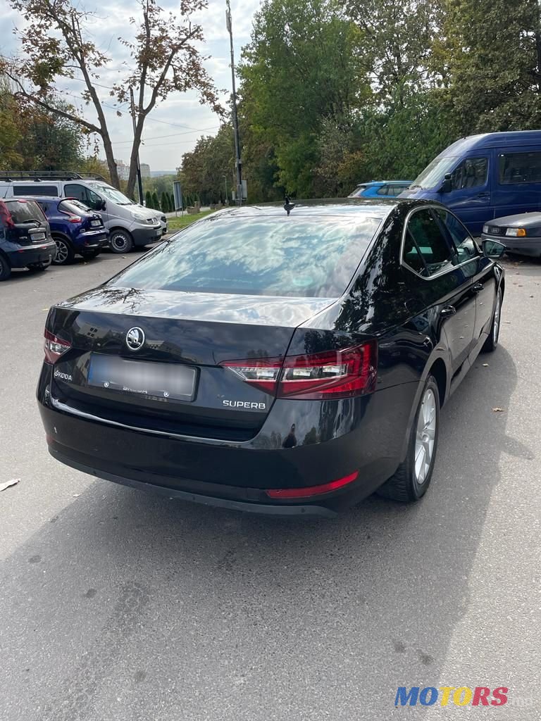 2016' Skoda Superb photo #5