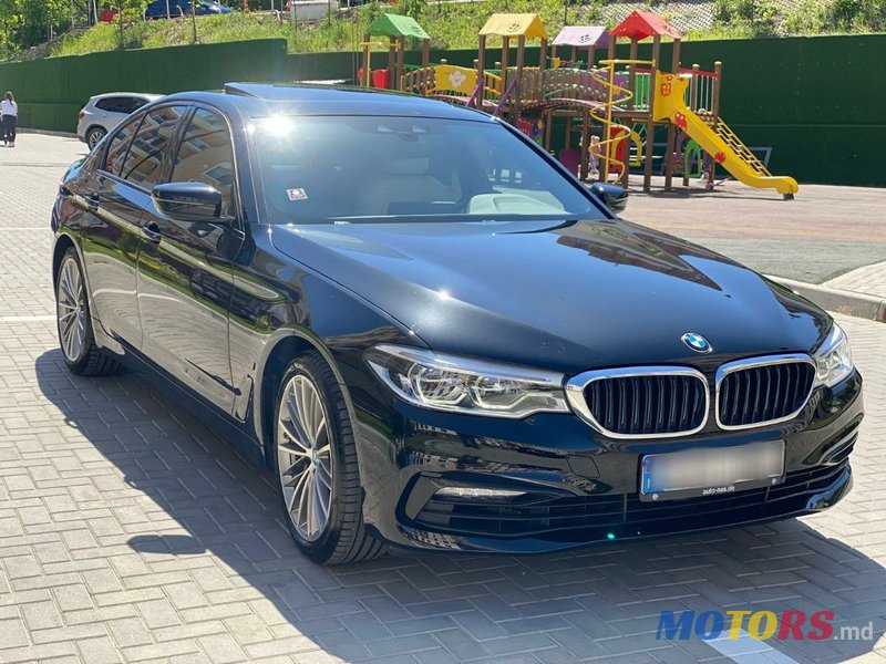 2019' BMW 5 Series photo #2