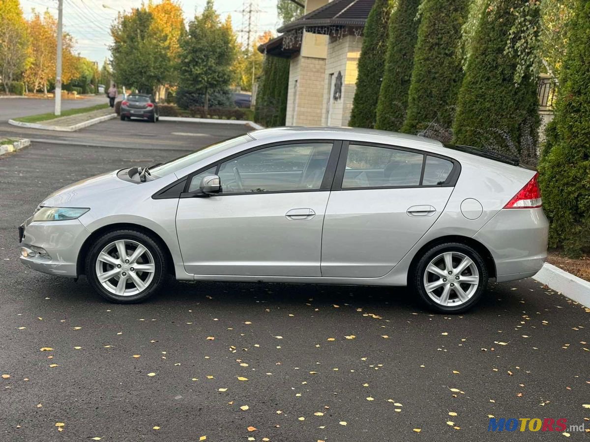 2010' Honda Insight photo #5