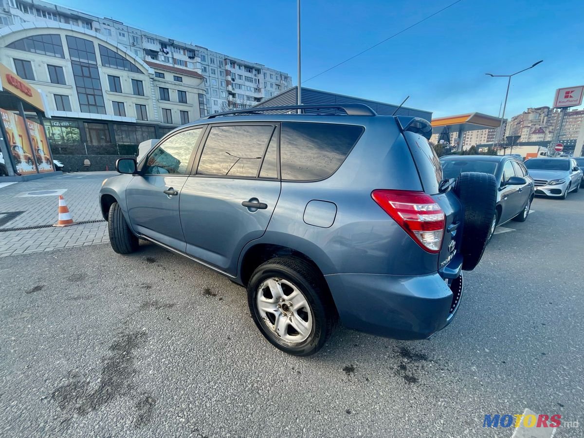 2010' Toyota RAV4 photo #1