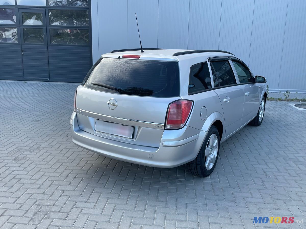 2007' Opel Astra photo #4