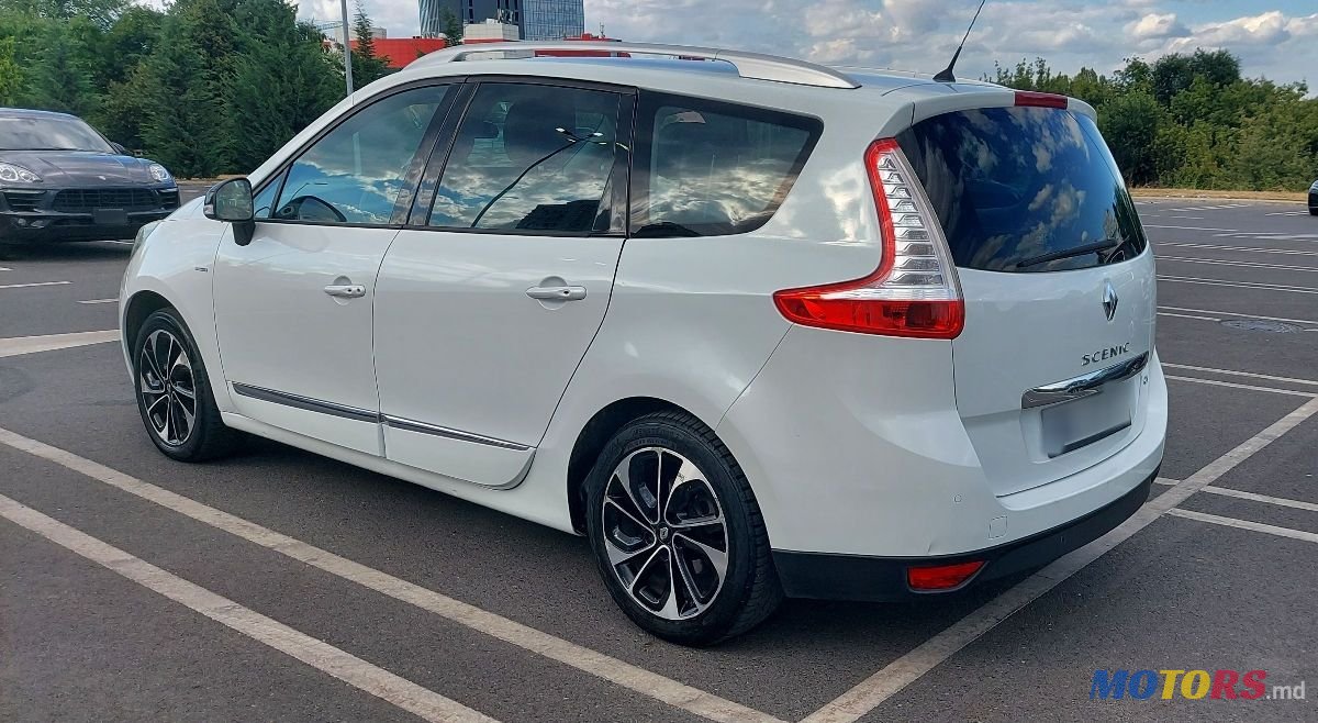2016' Renault Grand Scenic photo #4