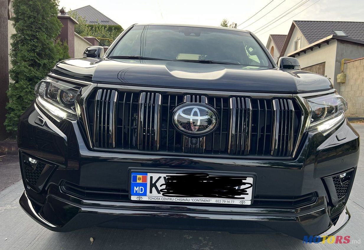 2021' Toyota Land Cruiser Prado photo #1
