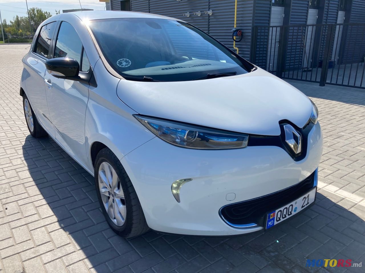 2013' Renault Zoe photo #3