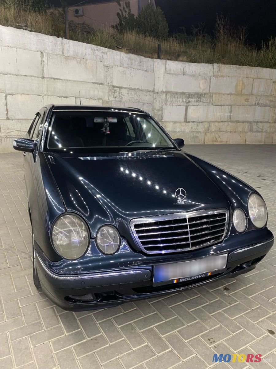 2001' Mercedes-Benz E Класс photo #3