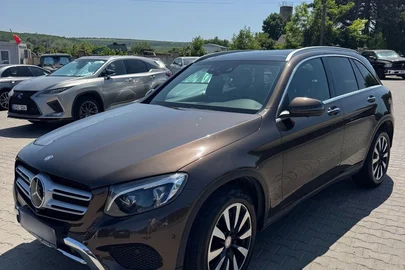 2016' Mercedes-Benz GLC