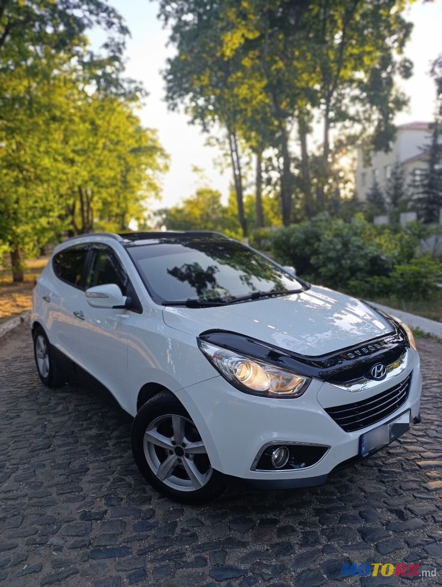 2012' Hyundai Tucson photo #2