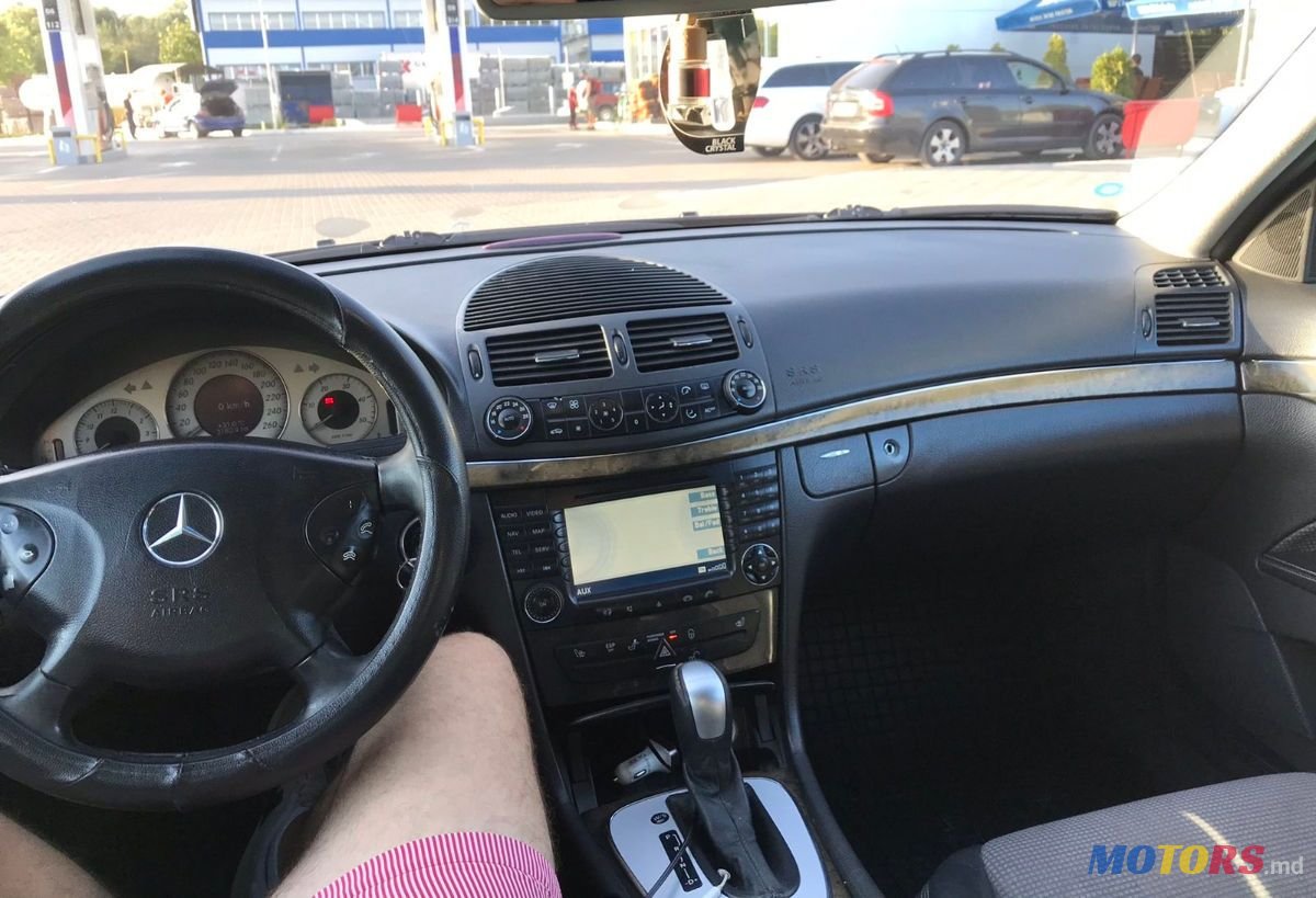 2003' Mercedes-Benz E Класс photo #5