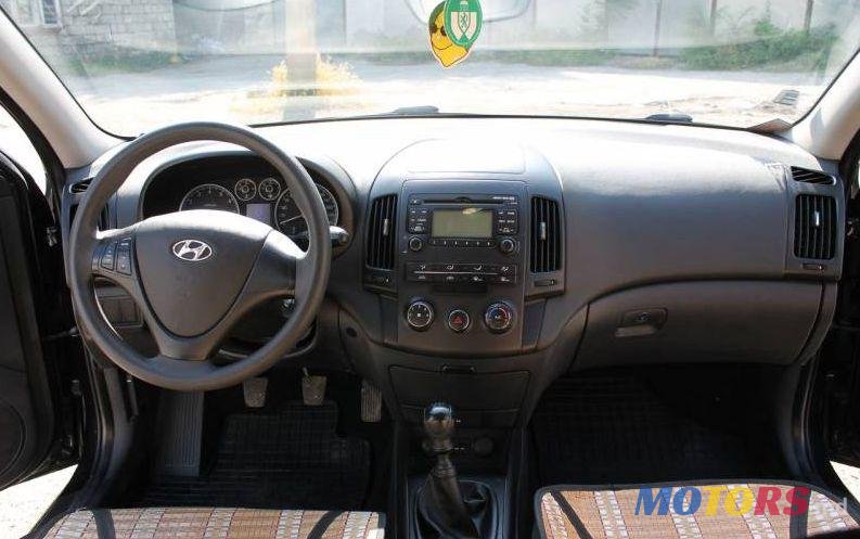 2009' Hyundai I30 photo #2