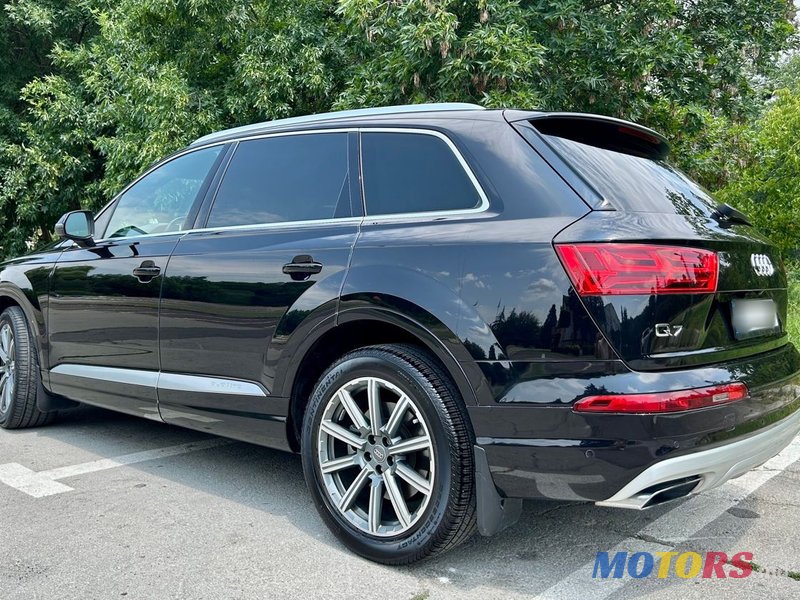 2018' Audi Q7 photo #3