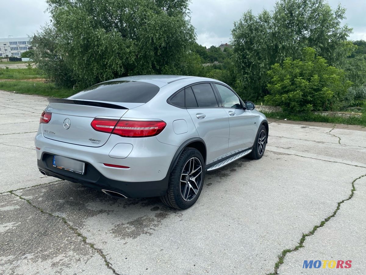 2018' Mercedes-Benz Glc Coupe photo #3