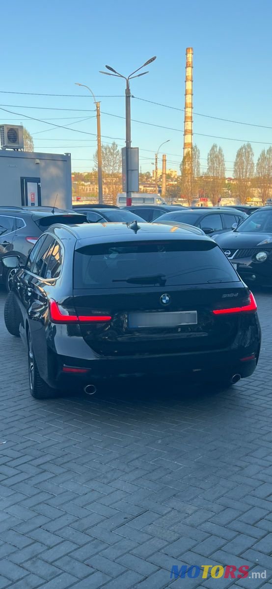 2021' BMW 3 Series photo #2